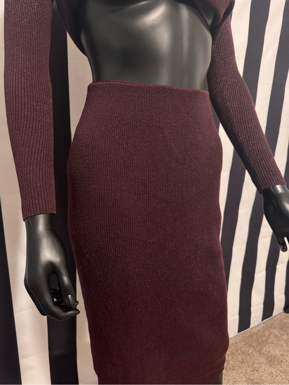 Ralph Lauren Deep Burgundy Knit Skirt Set - Picture 3 of 9